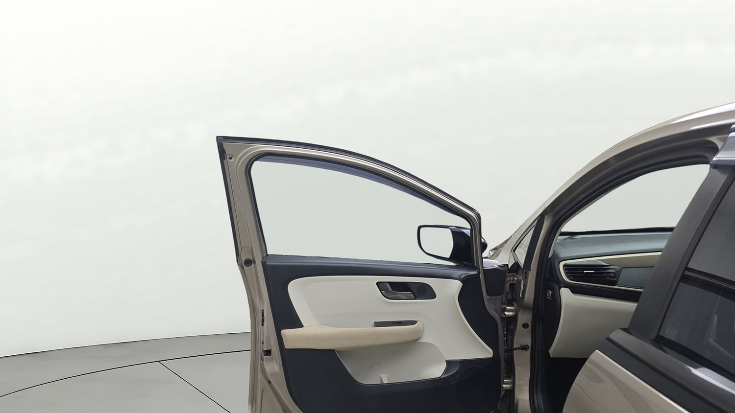 Used 2025 Tata Altroz Creative S Petrol 6DCT Petrol Automatic interior LEFT FRONT DOOR OPEN VIEW