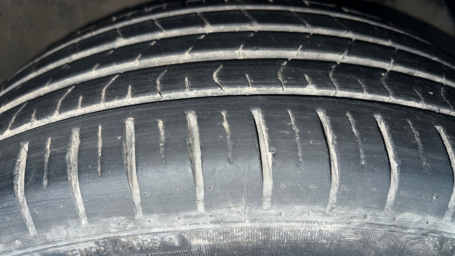 Used 2024 Maruti Suzuki Baleno Zeta MT Petrol Manual tyres RIGHT FRONT TYRE TREAD VIEW