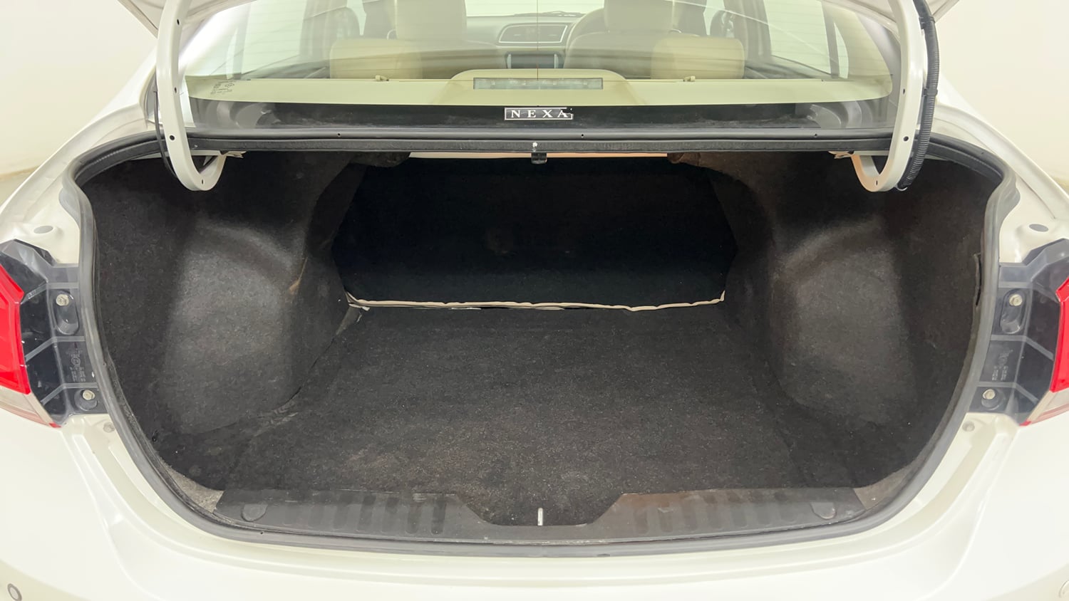 Used 2022 Maruti Suzuki Ciaz Zeta 1.5 Petrol Manual interior DICKY INSIDE VIEW