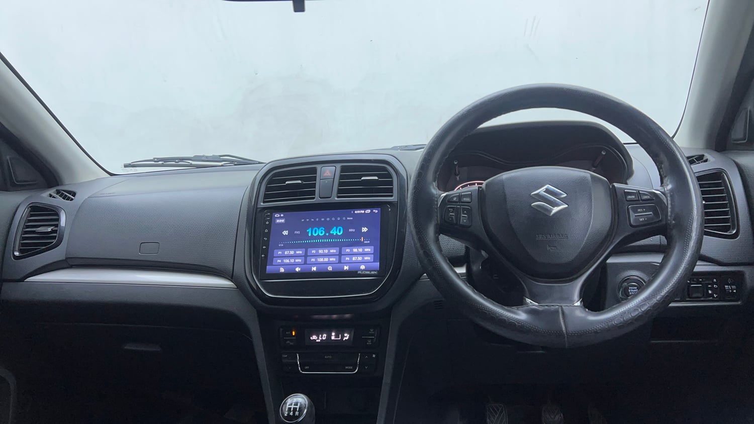 Used 2018 Maruti Suzuki Vitara Brezza [2016-2020] ZDi Plus Diesel Manual interior DASHBOARD VIEW