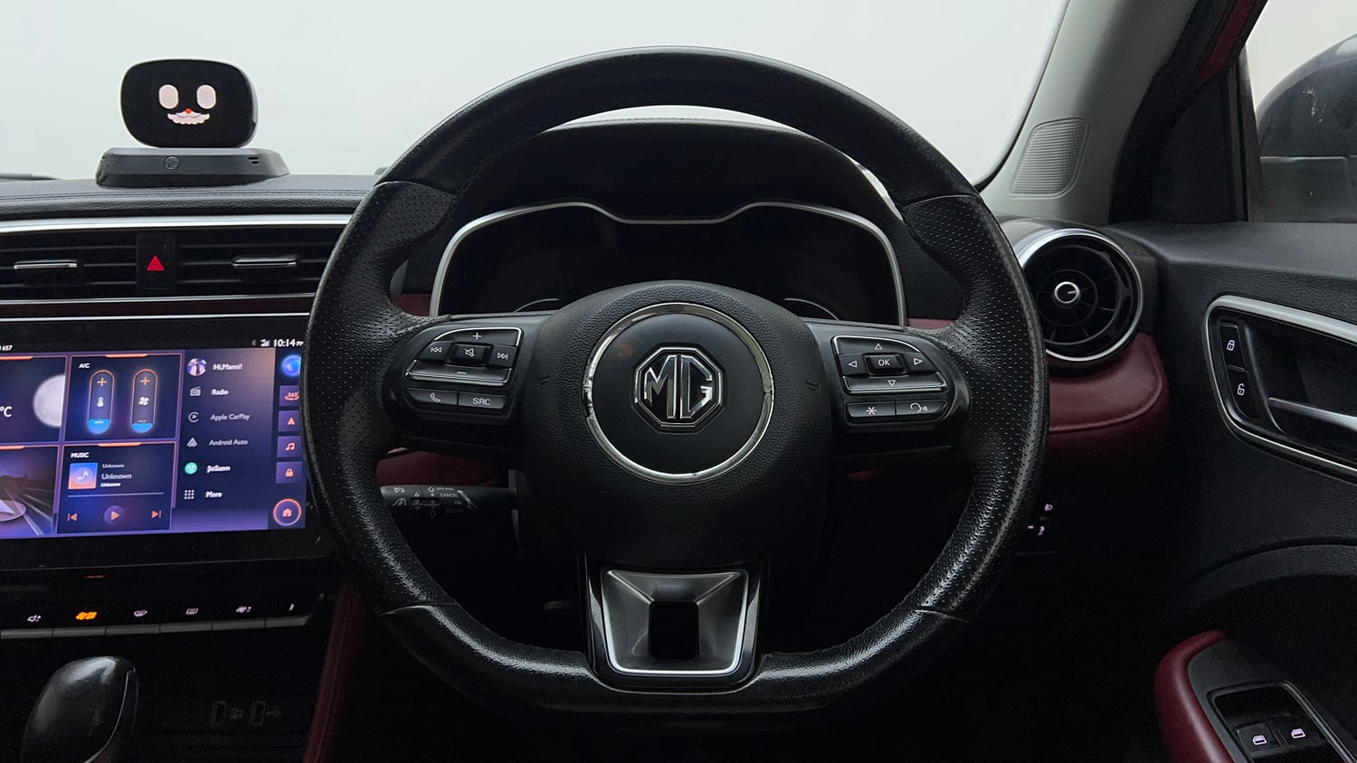 Used 2022 MG Motors Astor Savvy 1.3 Turbo AT S Red Petrol Automatic interior STEERING VIEW