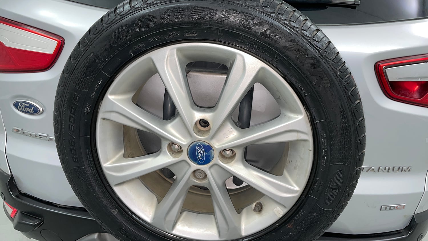 Used 2019 Ford EcoSport Titanium 1.5L TDCi Diesel Manual tyres SPARE TYRE VIEW