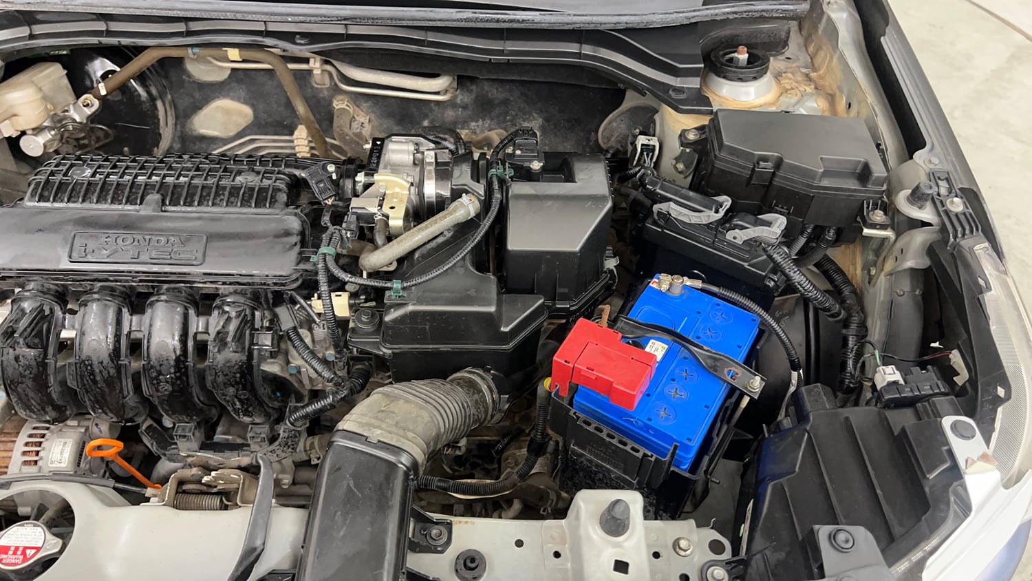 Used 2022 Honda Amaze VX CVT 1.2 Petrol Petrol Automatic engine ENGINE LEFT SIDE VIEW