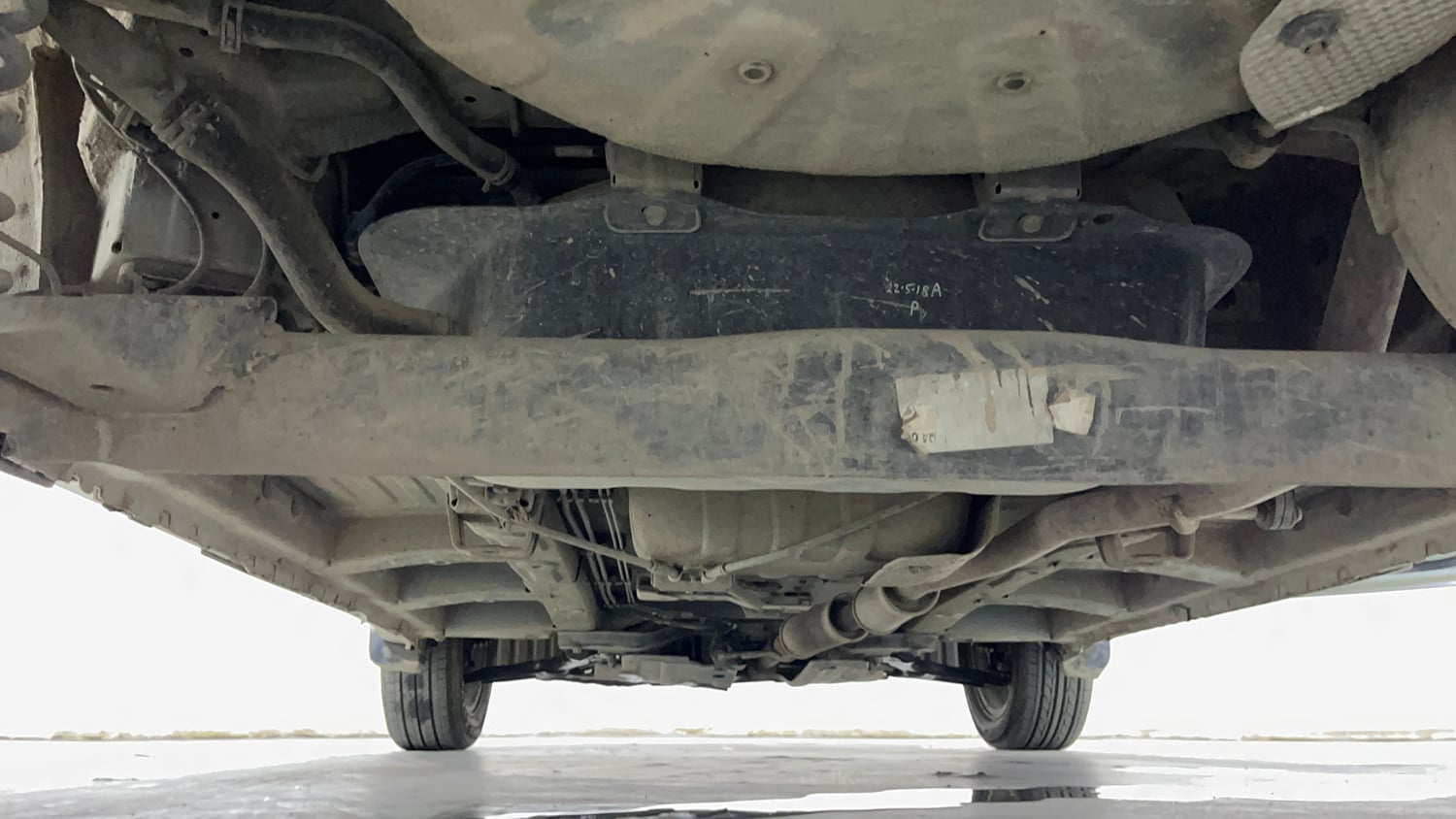 Used 2019 Mahindra KUV100 NXT K8 6 STR Dual Tone Petrol Manual extra REAR UNDERBODY VIEW (TAKEN FROM REAR)