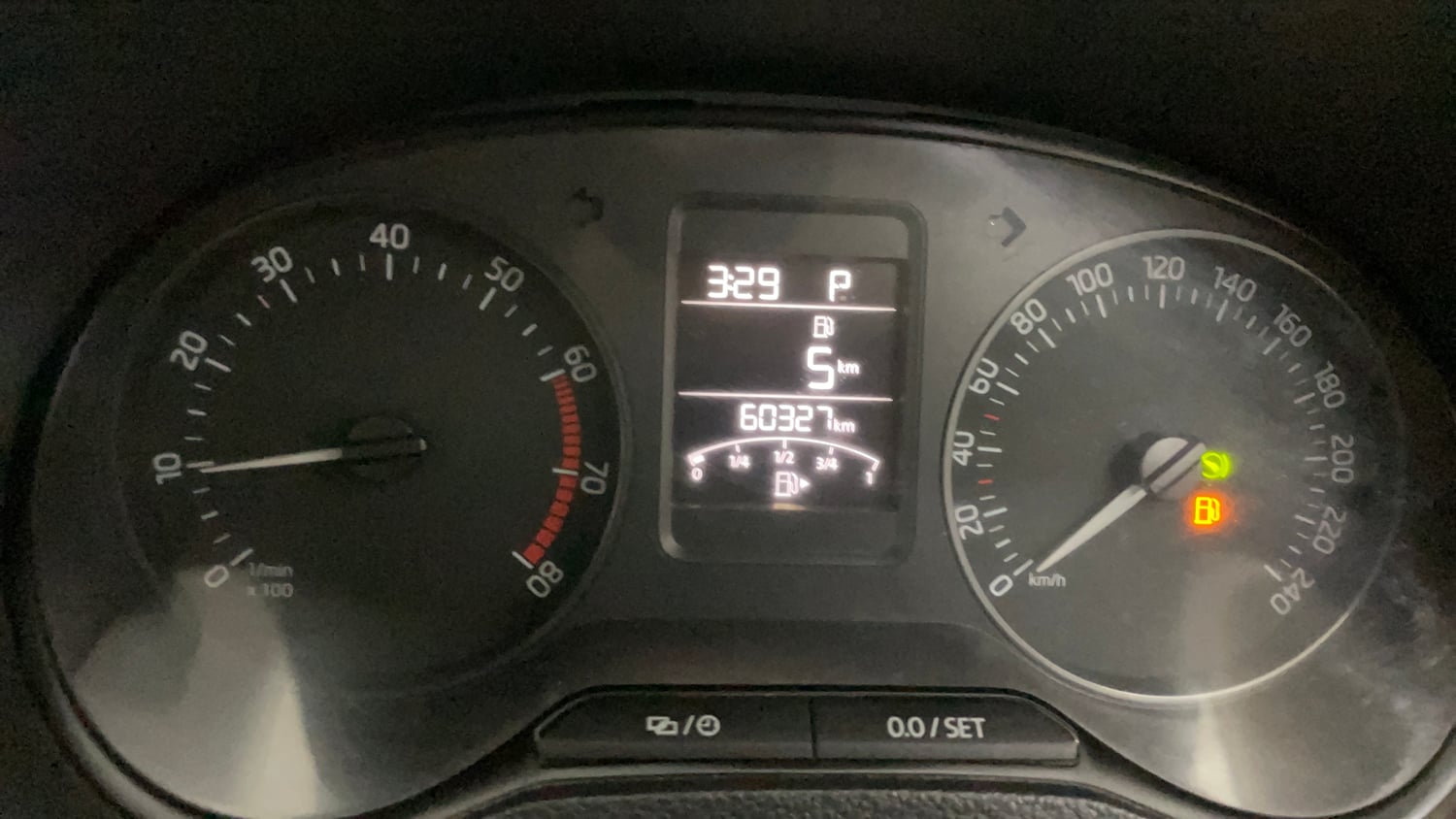 Used 2019 Skoda Rapid Ambition 1.6 MPI AT Petrol Automatic interior CLUSTERMETER VIEW