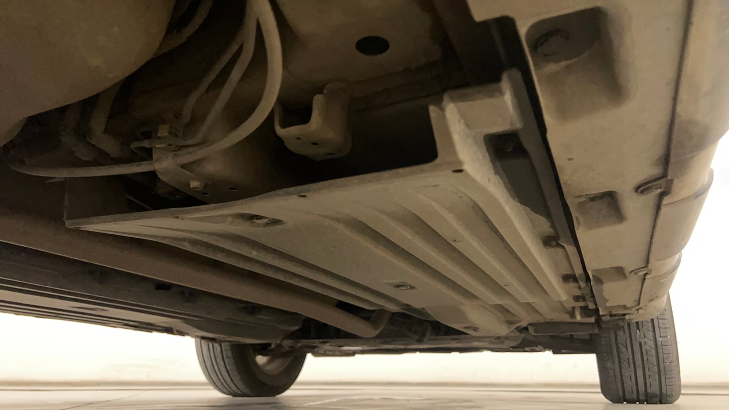 Used 2019 Maruti Suzuki Vitara Brezza [2016-2020] ZDi Plus Diesel Manual extra REAR RIGHT UNDERBODY VIEW