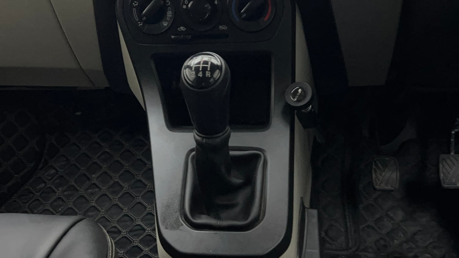 Used 2022 Maruti Suzuki Wagon R VXI 1.0 Petrol Manual interior GEAR  KNOB VIEW