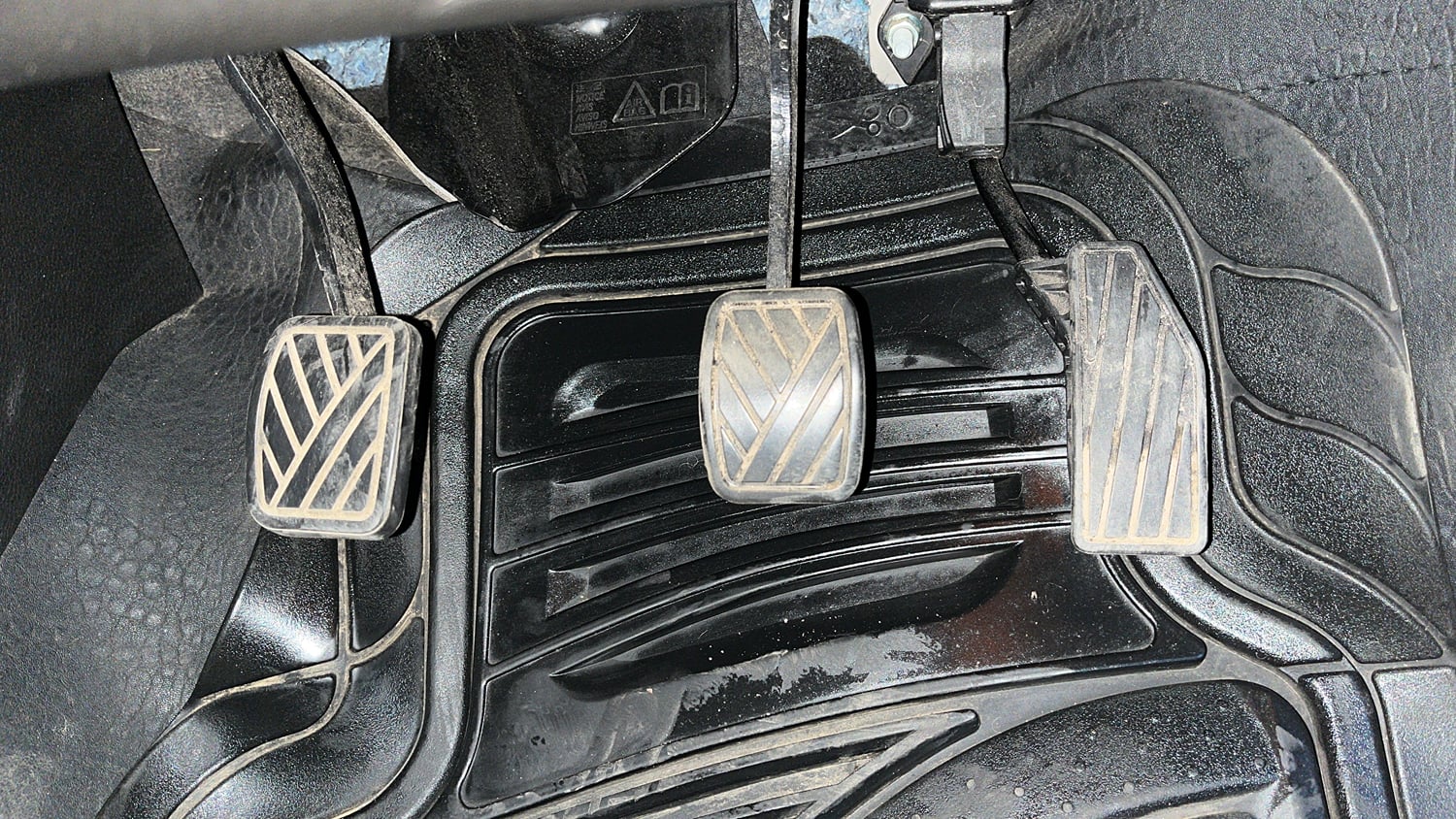 Used 2024 Toyota Glanza V Petrol Manual interior PEDALS VIEW