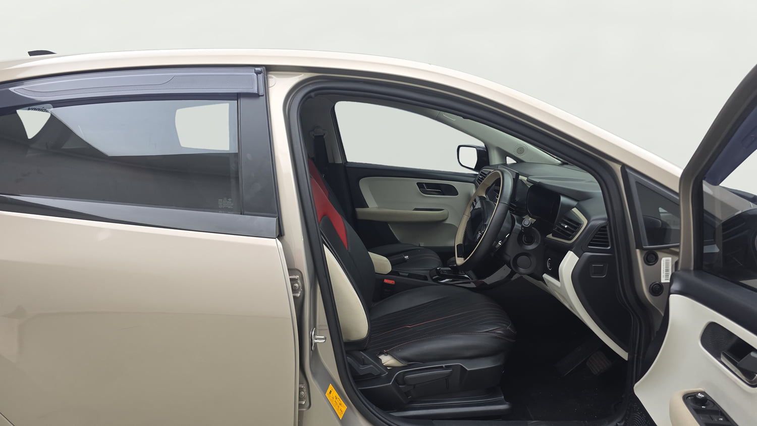 Used 2025 Tata Altroz Creative S Petrol 6DCT Petrol Automatic interior RIGHT SIDE FRONT DOOR CABIN VIEW
