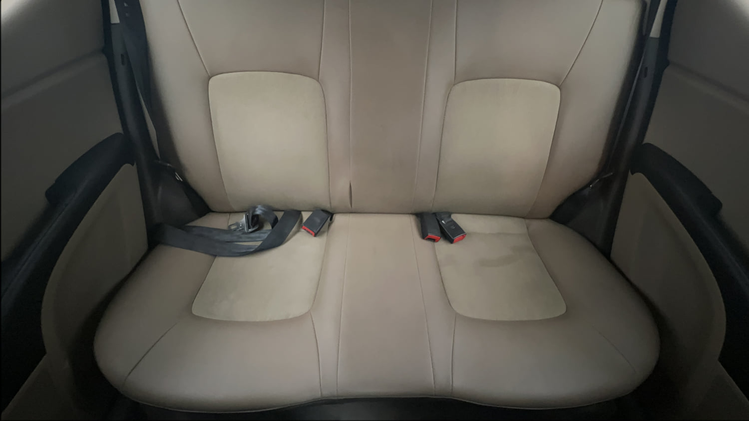 Used 2014 Hyundai i10 Sportz 1.1 iRDE2 Petrol Manual interior REAR SEAT CONDITION VIEW