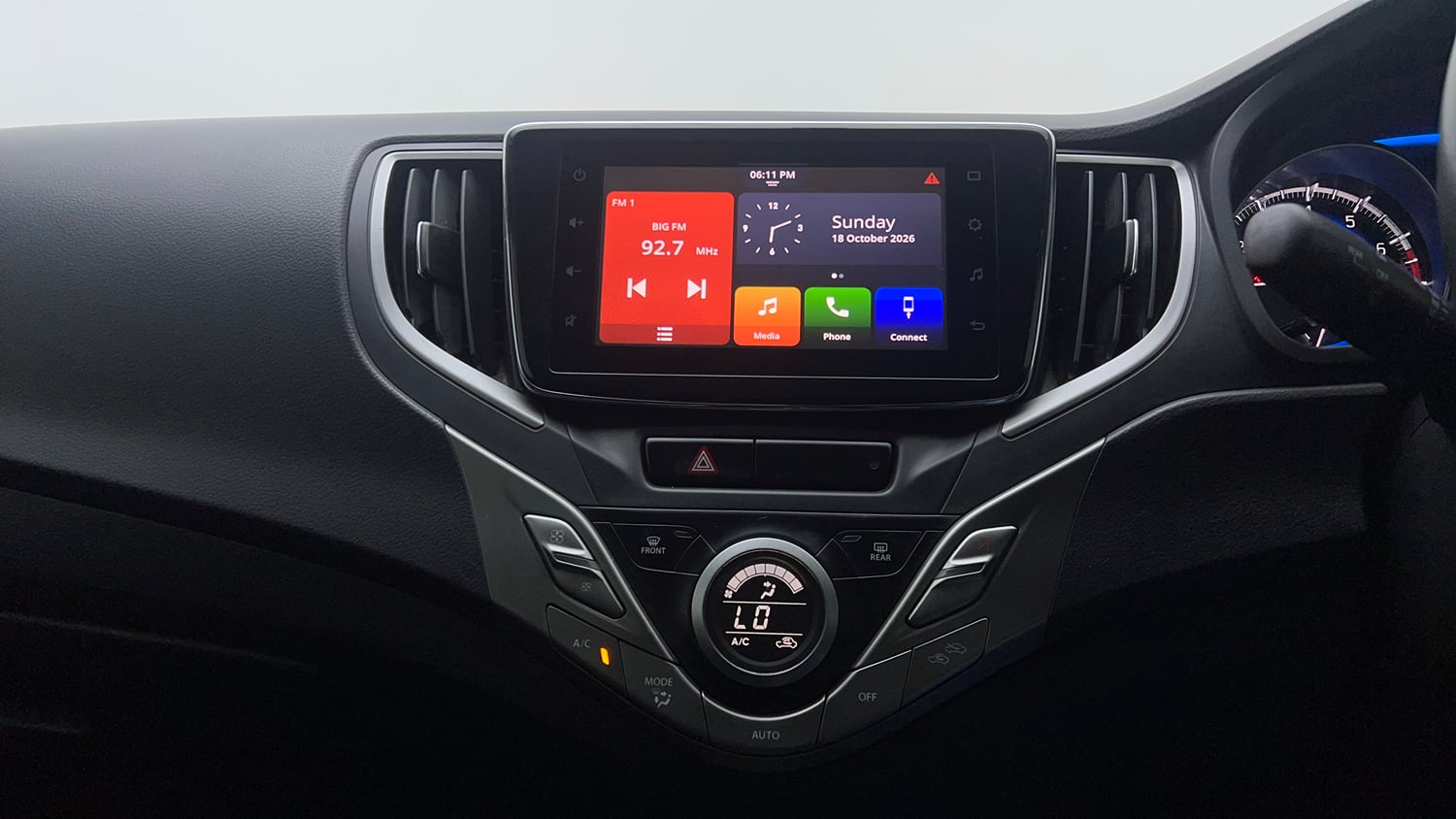 Used 2020 Maruti Suzuki Baleno Alpha Automatic Petrol Automatic top_features Touch screen infotainment system
