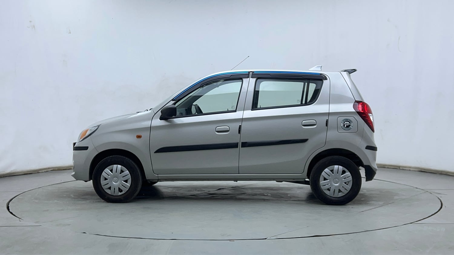 Used 2022 Maruti Suzuki Alto 800 VXi Petrol Manual exterior LEFT SIDE VIEW