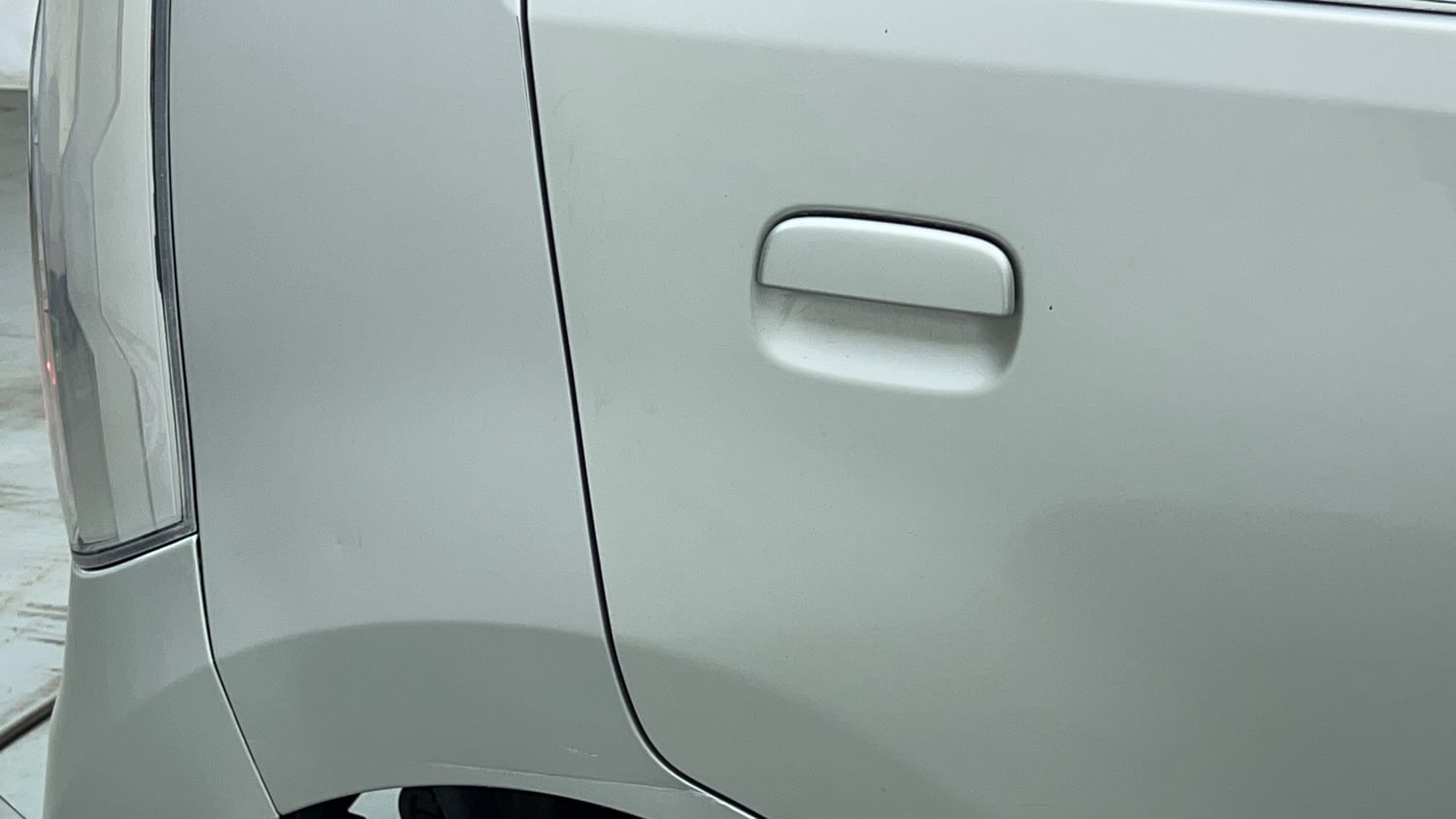 Used 2018 Maruti Suzuki Wagon R VXI+ (O) Petrol Manual dents MINOR SCRATCH