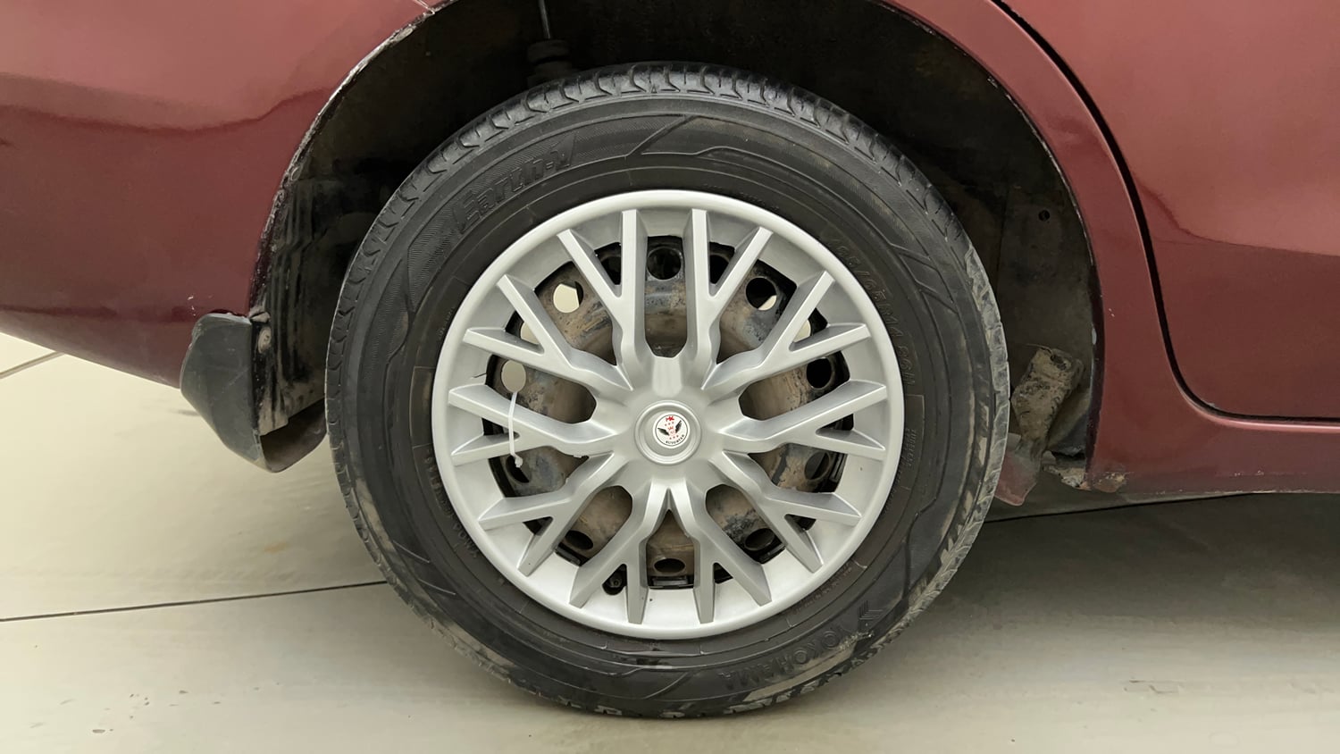 Used 2014 Honda Amaze 1.2 S i-VTEC Petrol Manual tyres RIGHT REAR TYRE RIM VIEW