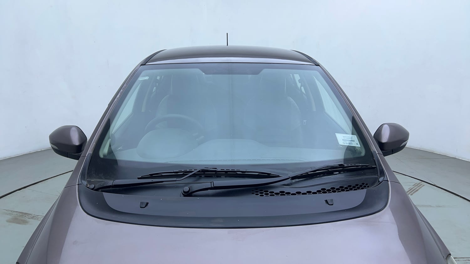 Used 2017 Tata Tigor Revotorq XZ Diesel Manual exterior FRONT WINDSHIELD VIEW