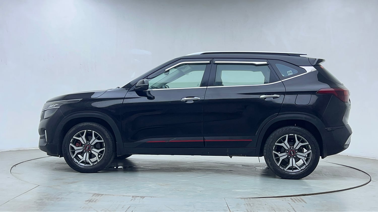 Used 2020 kia Seltos GTX DCT 1.4 Petrol Automatic exterior LEFT SIDE VIEW