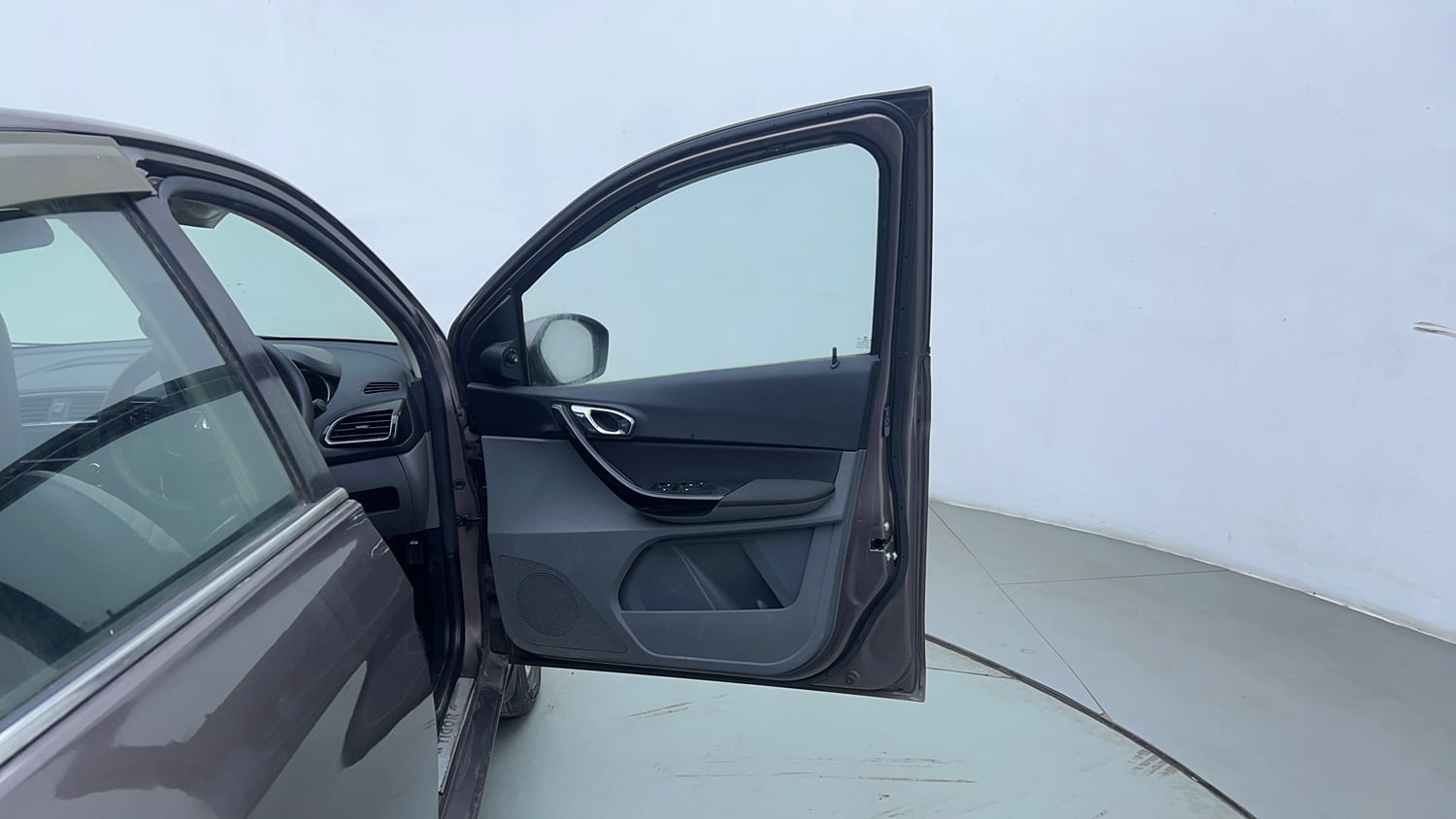 Used 2017 Tata Tigor Revotorq XZ Diesel Manual interior RIGHT FRONT DOOR OPEN VIEW