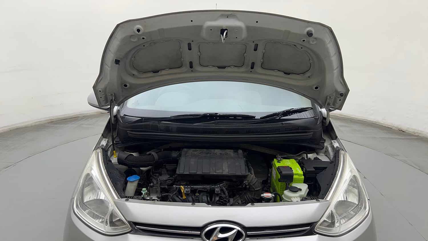 Used 2013 Hyundai Grand i10 Magna 1.2 Kappa VTVT Petrol Manual engine ENGINE & BONNET OPEN FRONT VIEW