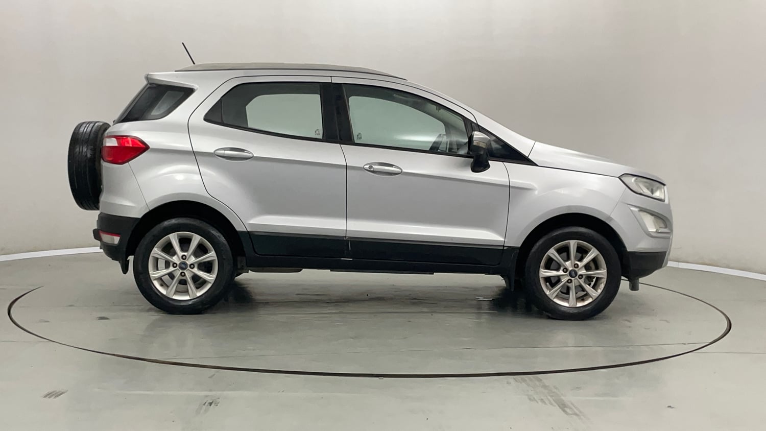 Used 2019 Ford EcoSport Titanium 1.5L TDCi Diesel Manual exterior RIGHT SIDE VIEW