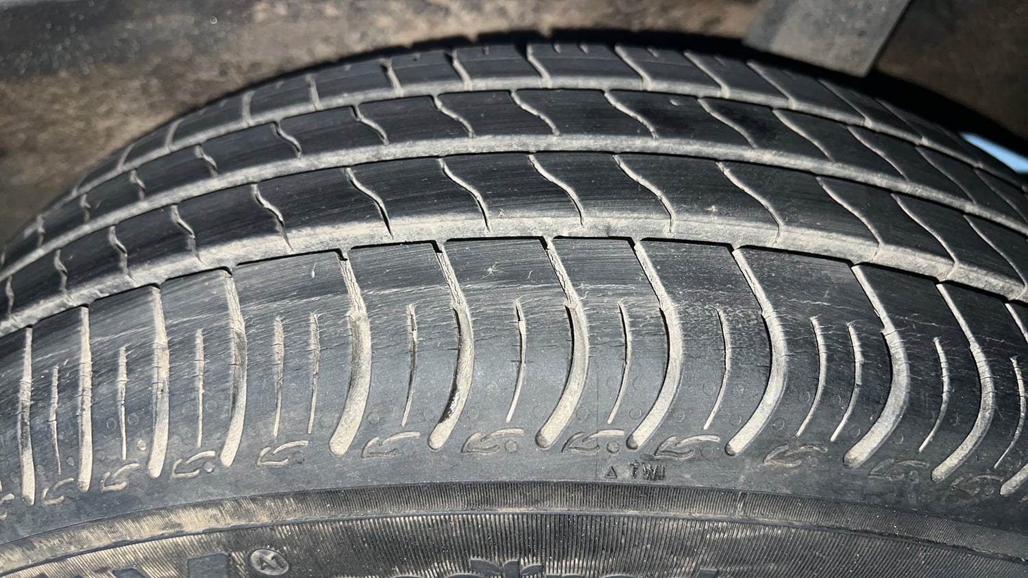 Used 2022 Maruti Suzuki Wagon R VXI 1.0 Petrol Manual tyres LEFT REAR TYRE TREAD VIEW