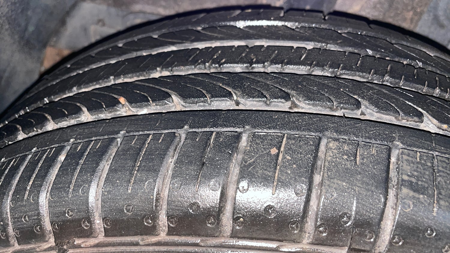 Used 2014 Hyundai Elite i20 Asta 1.2 Petrol Manual tyres RIGHT REAR TYRE TREAD VIEW