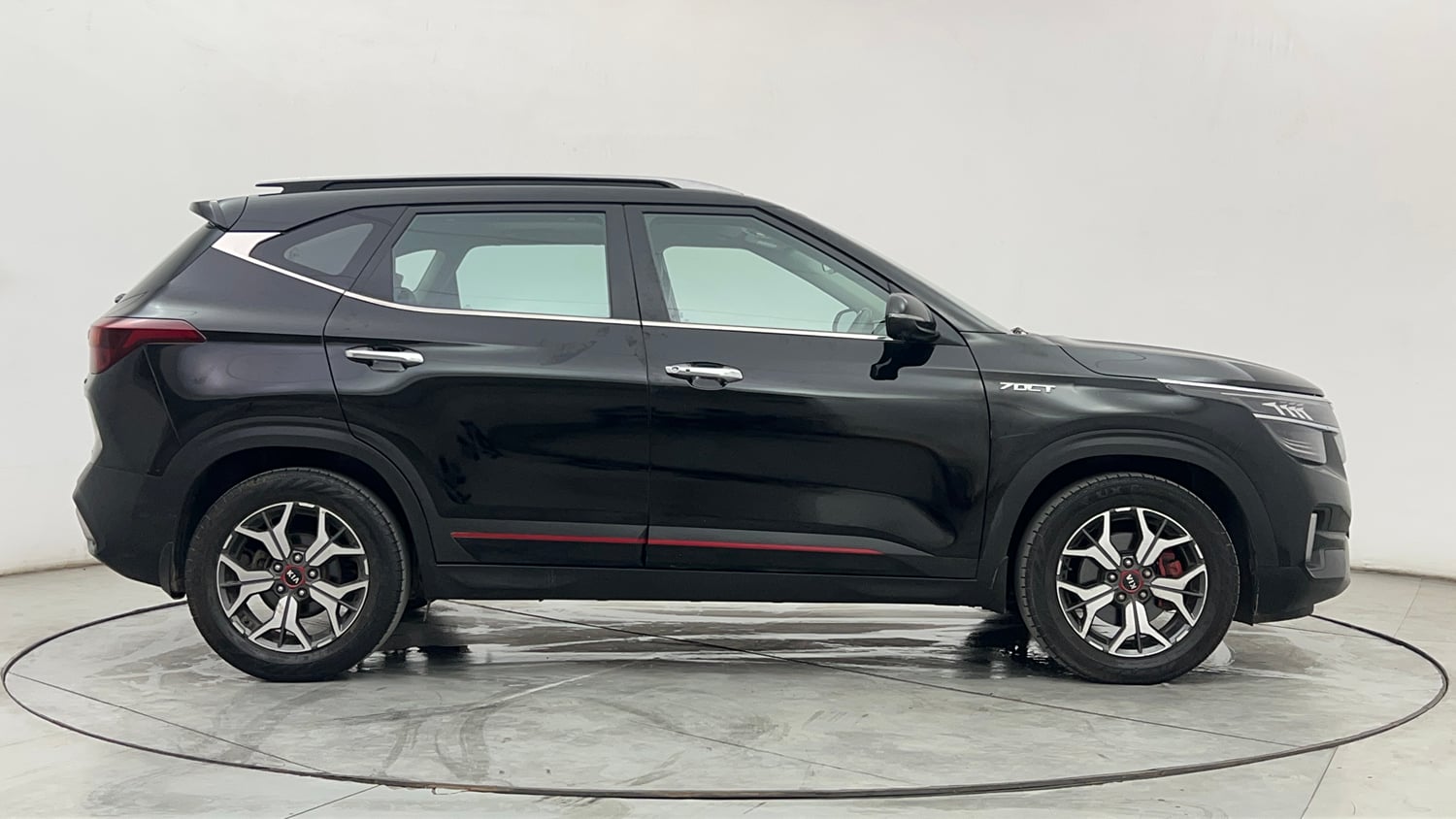 Used 2021 Kia Seltos GTX Plus 1.4 DCT Petrol Automatic exterior RIGHT SIDE VIEW