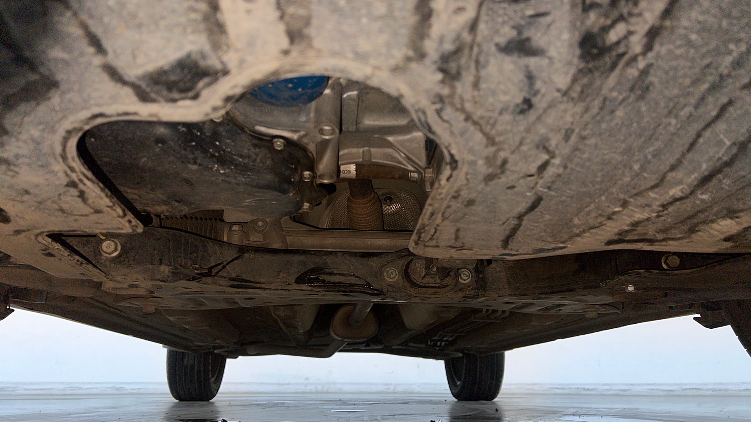 Used 2021 Kia Sonet HTK Plus 1.2 Petrol Manual extra FRONT LEFT UNDERBODY VIEW