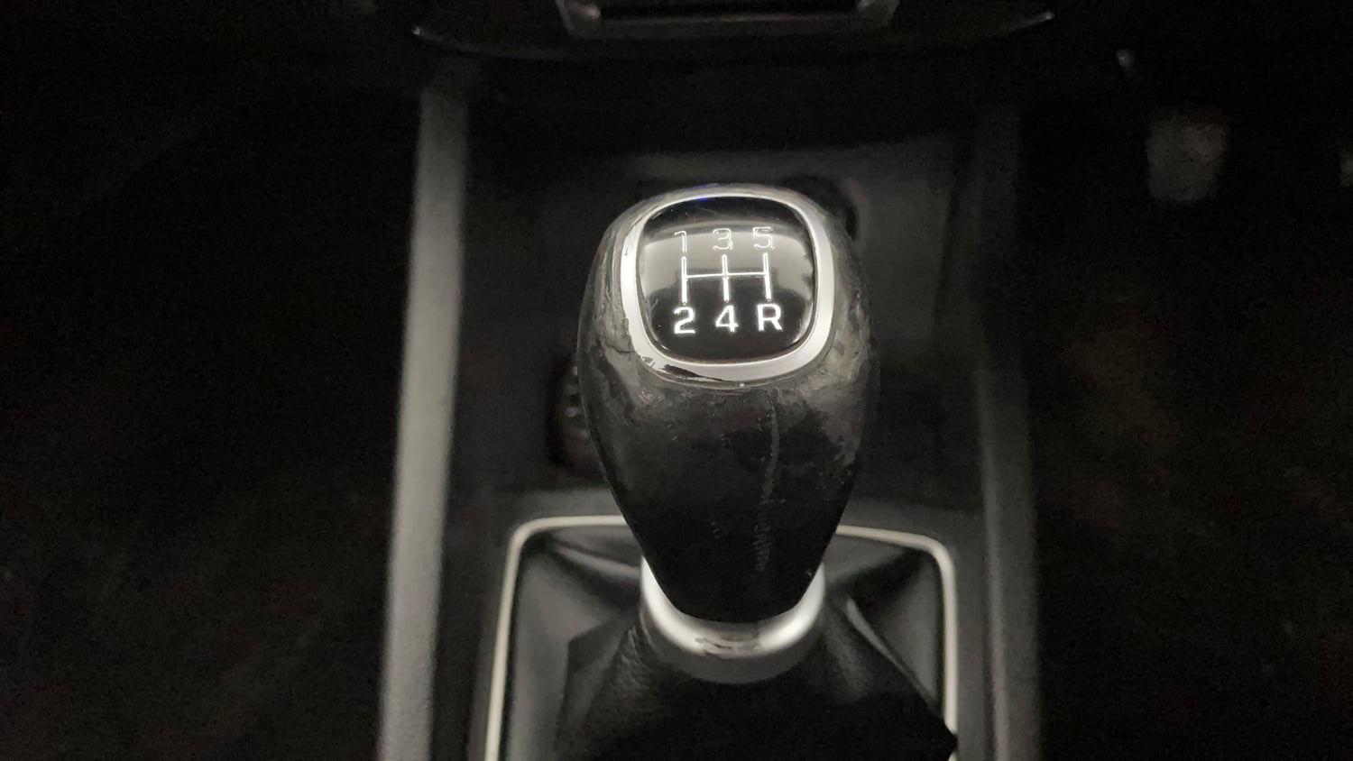 Used 2017 Hyundai Elite i20 Asta 1.2 (O) Petrol Manual interior GEAR  KNOB VIEW
