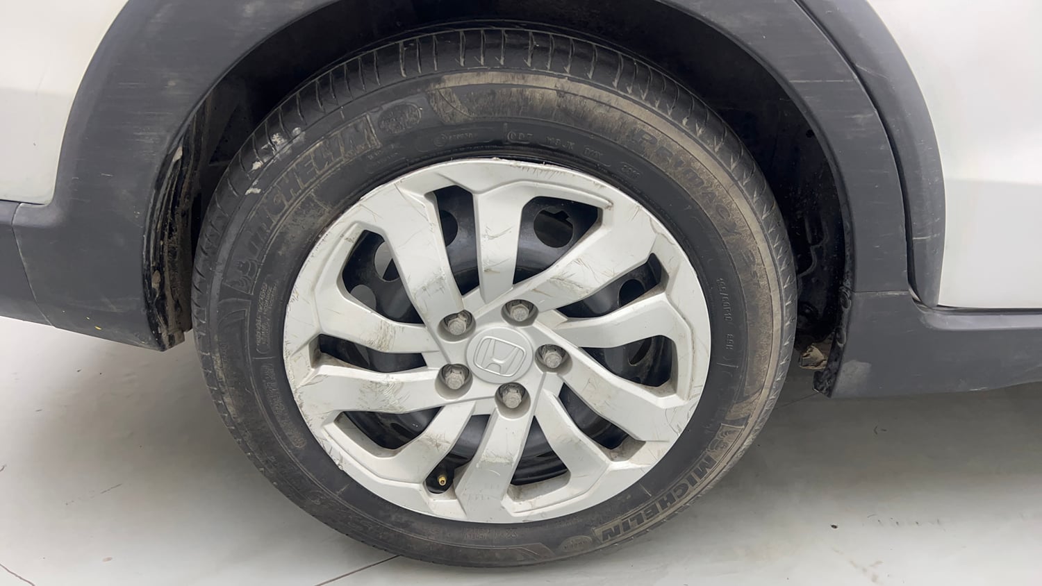Used 2016 Honda BR-V S Petrol Petrol Manual tyres RIGHT REAR TYRE RIM VIEW