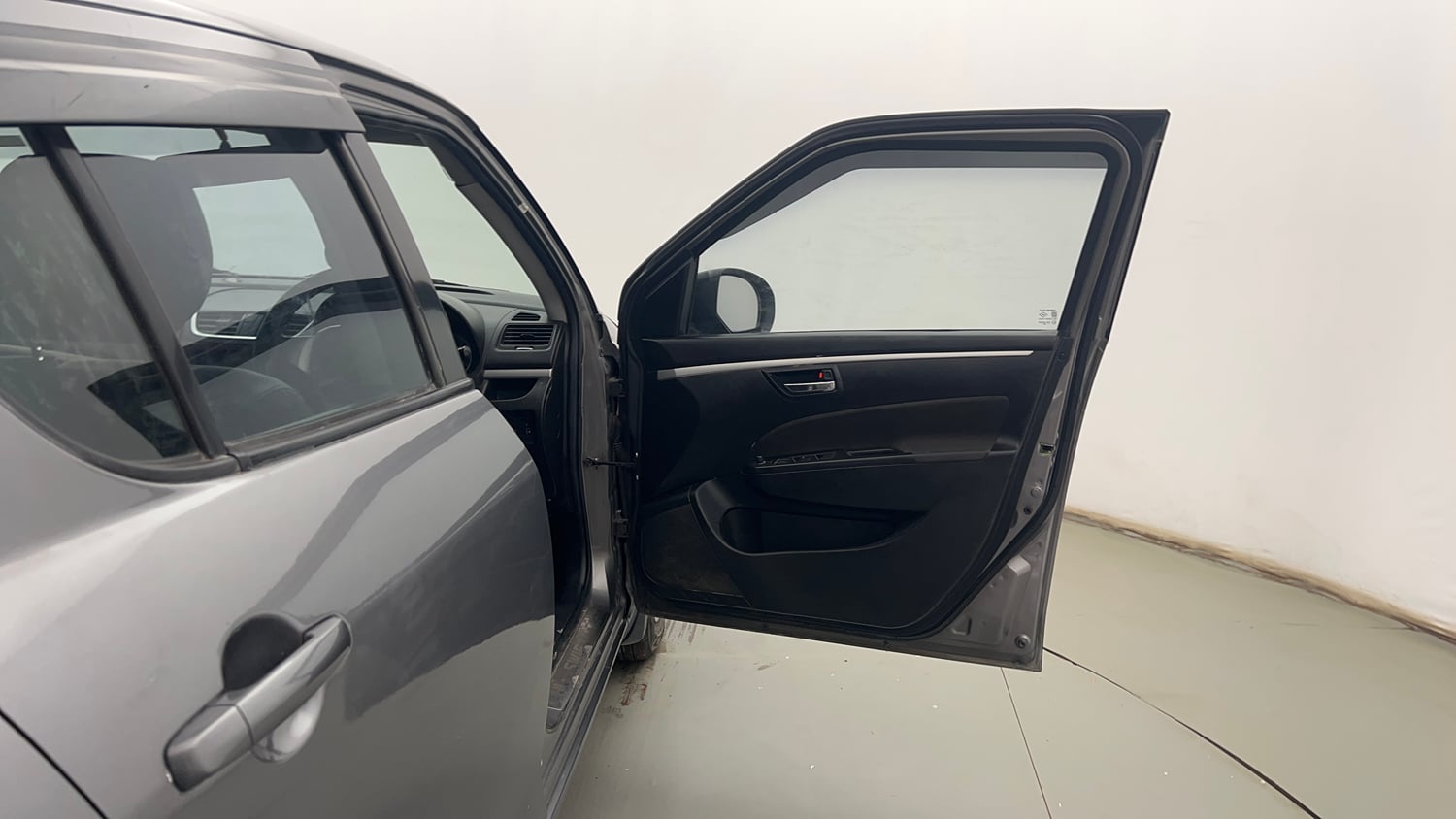 Used 2015 Maruti Suzuki Swift VXi Petrol Manual interior RIGHT FRONT DOOR OPEN VIEW