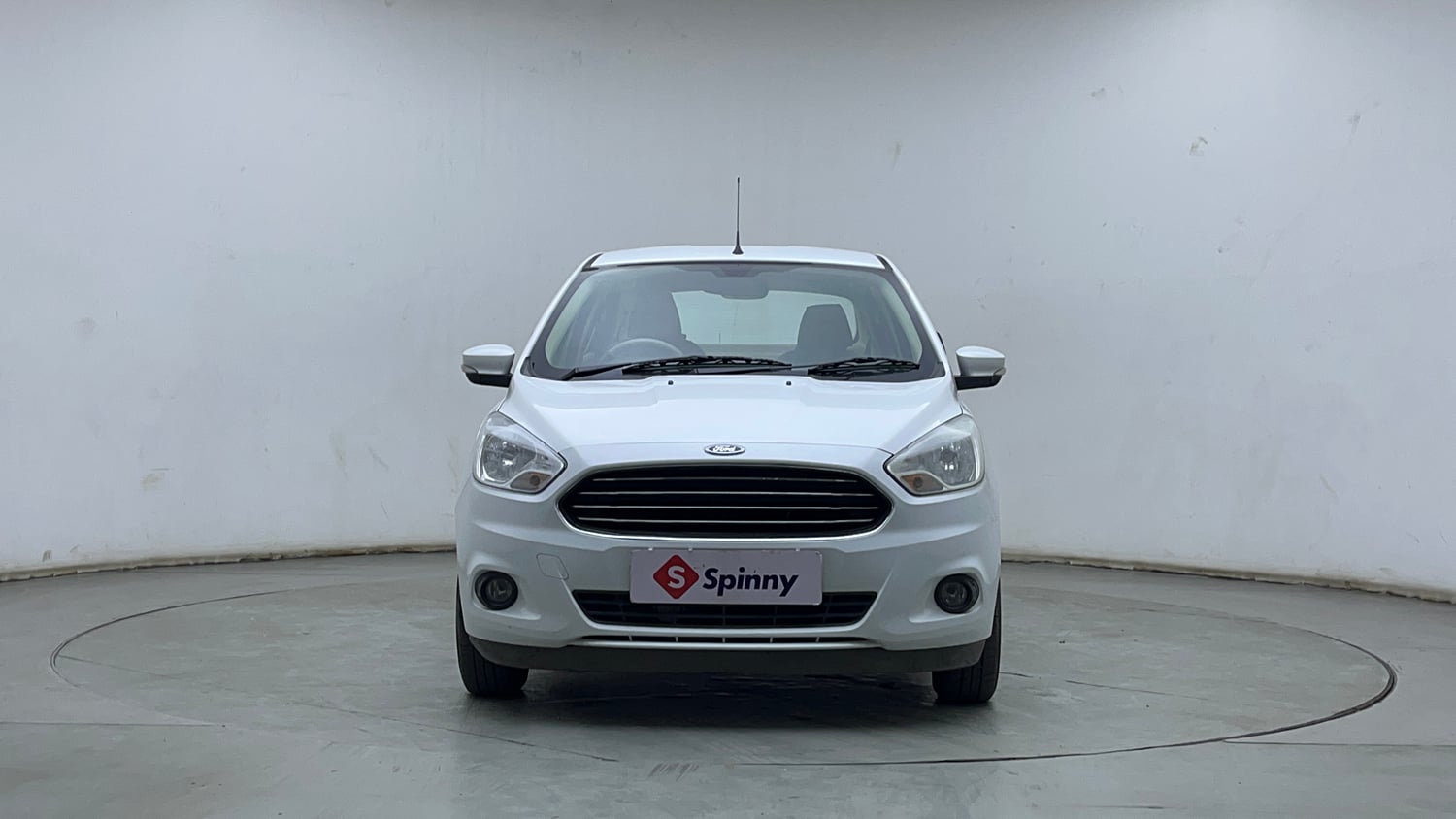 Used 2017 Ford Figo Aspire Titanium 1.2 Ti-VCT Petrol Manual exterior FRONT VIEW