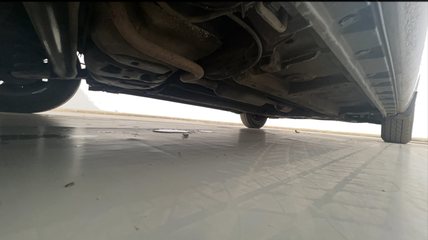 Used 2014 Maruti Suzuki Swift Dzire VXI Petrol Manual extra REAR RIGHT UNDERBODY VIEW