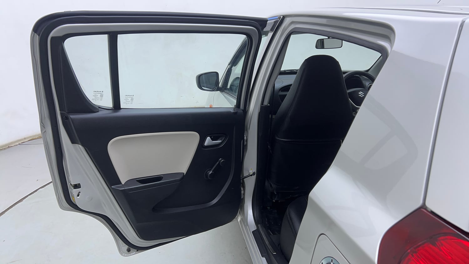 Used 2022 Maruti Suzuki Alto 800 VXi Petrol Manual interior LEFT REAR DOOR OPEN VIEW