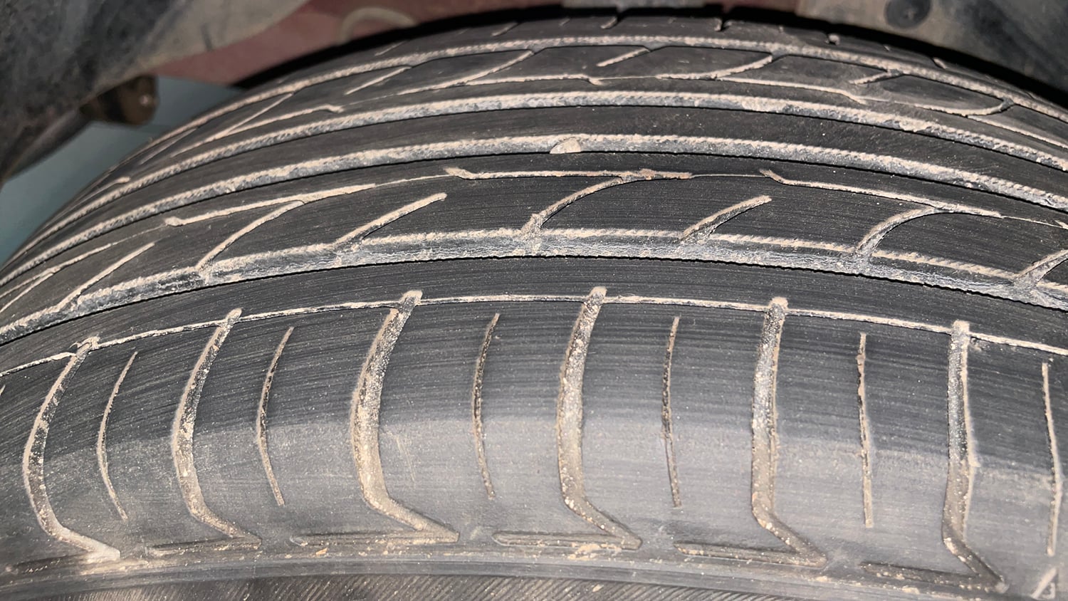 Used 2017 Hyundai Creta E Plus 1.6 Petrol Petrol Manual tyres RIGHT REAR TYRE TREAD VIEW