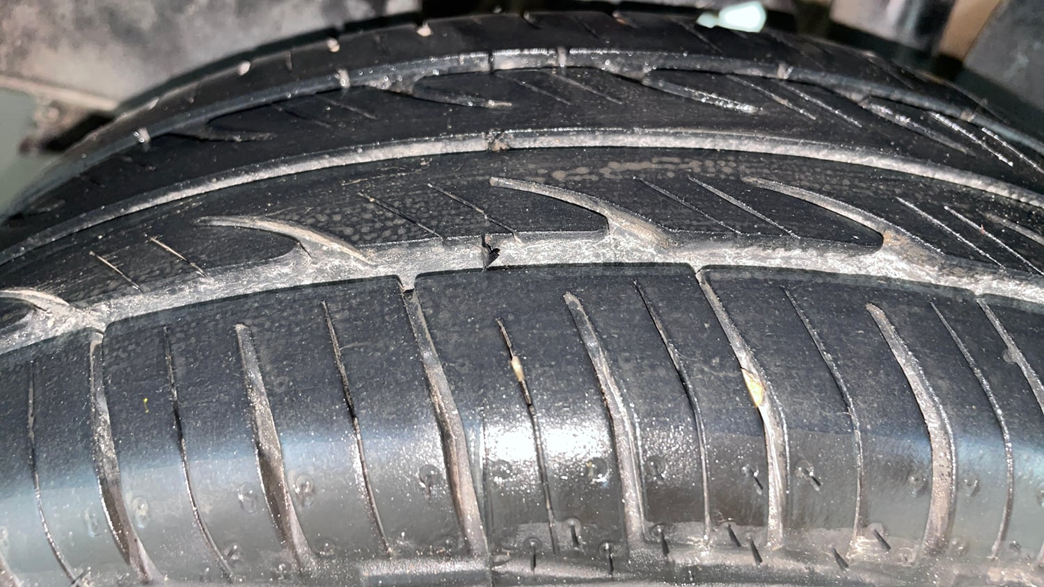Used 2017 Tata Nano Twist XTA Petrol Automatic tyres LEFT REAR TYRE TREAD VIEW