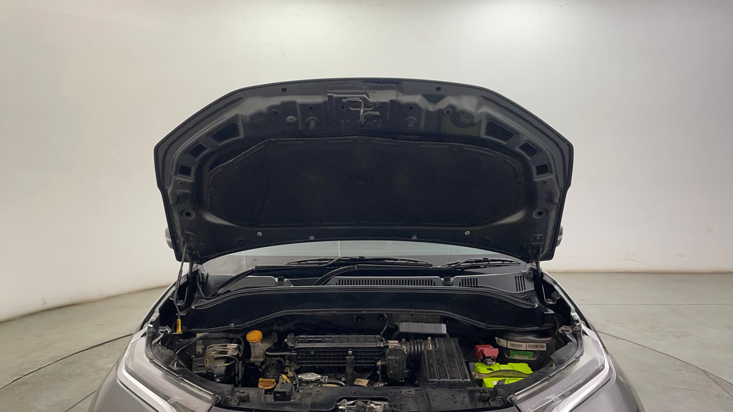 Used 2023 Tata Punch Accomplished MT Petrol Manual engine ENGINE & BONNET OPEN FRONT VIEW