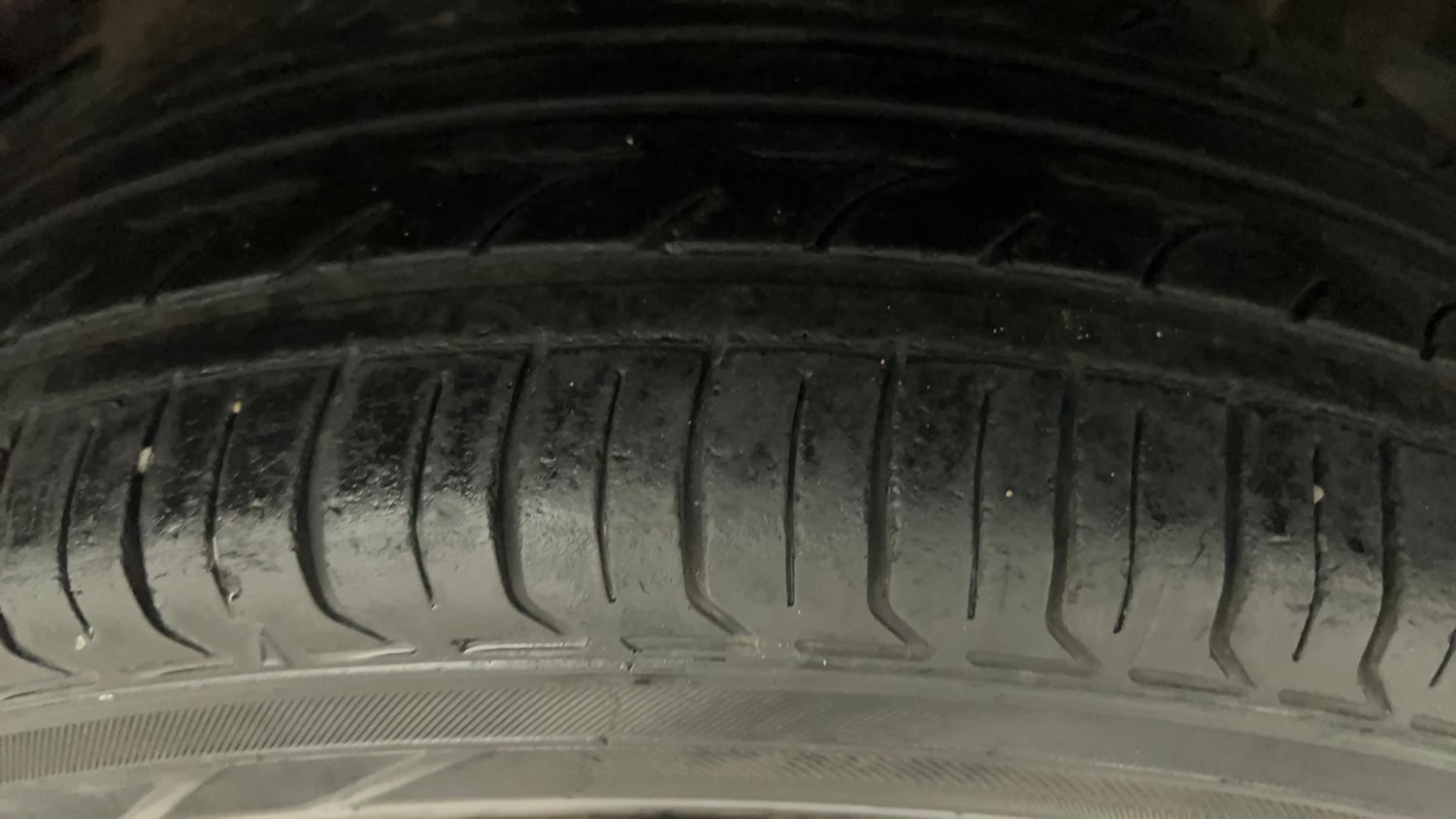 Used 2014 Honda Amaze 1.2 S i-VTEC Petrol Manual tyres LEFT REAR TYRE TREAD VIEW