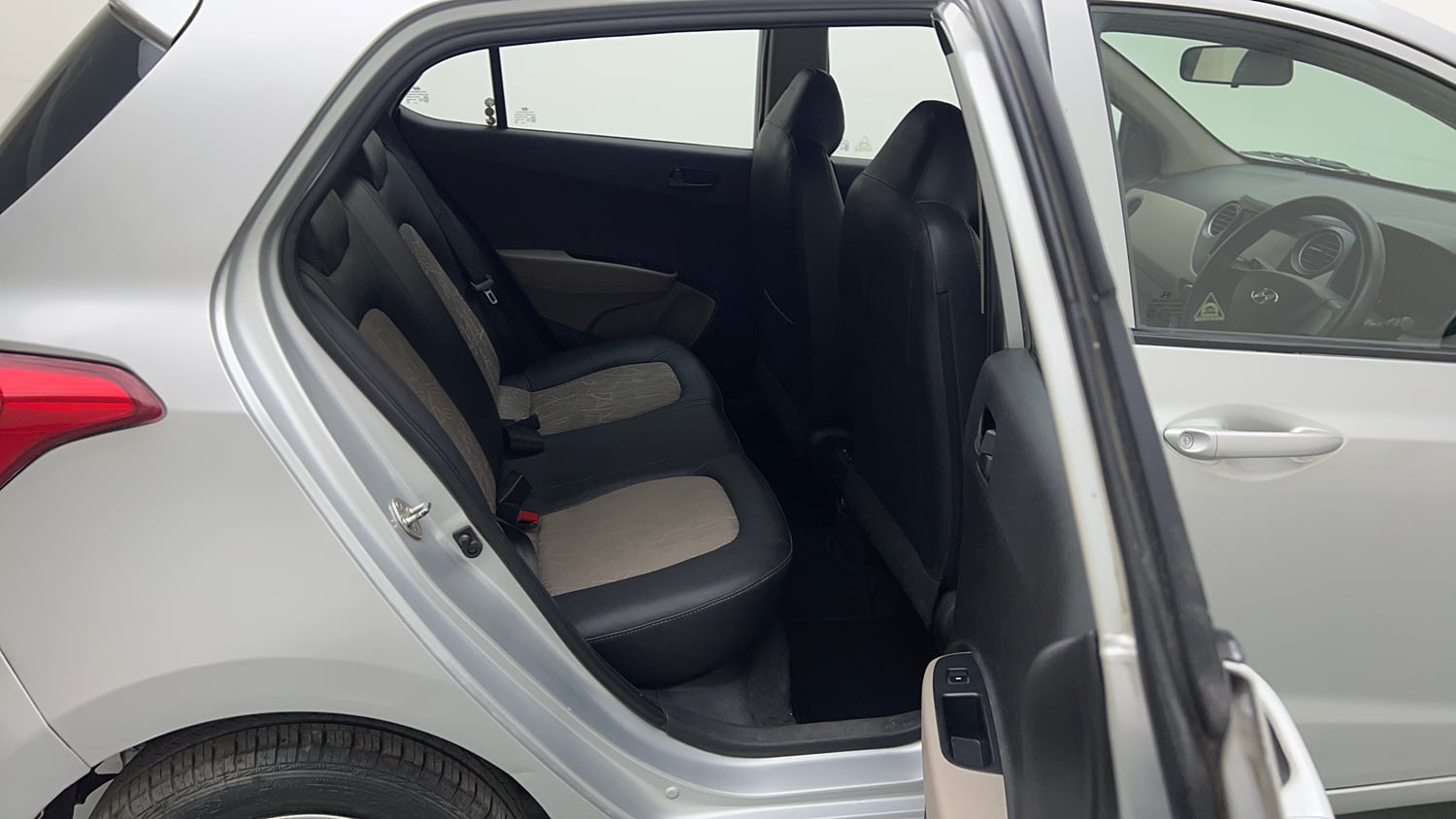 Used 2013 Hyundai Grand i10 Magna 1.2 Kappa VTVT Petrol Manual interior RIGHT SIDE REAR DOOR CABIN VIEW