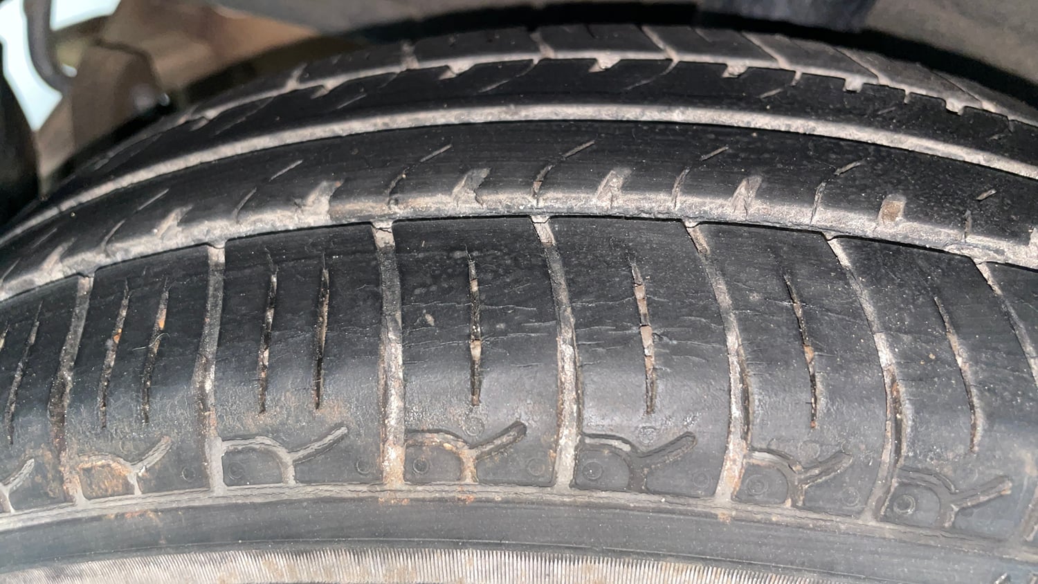 Used 2021 Hyundai Santro Magna Petrol Manual tyres RIGHT REAR TYRE TREAD VIEW