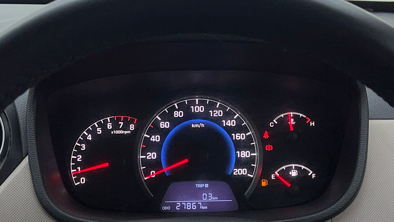 Used 2013 Hyundai Grand i10 Magna 1.2 Kappa VTVT Petrol Manual interior CLUSTERMETER VIEW
