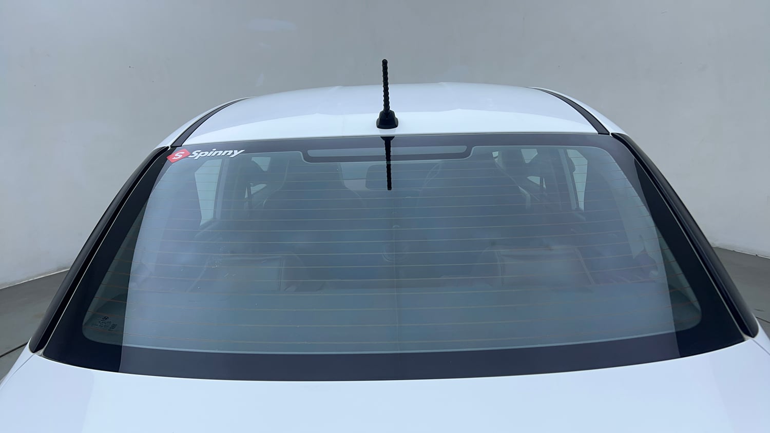 Used 2025 Hyundai Aura S 1.2 Petrol Petrol Manual exterior BACK WINDSHIELD VIEW