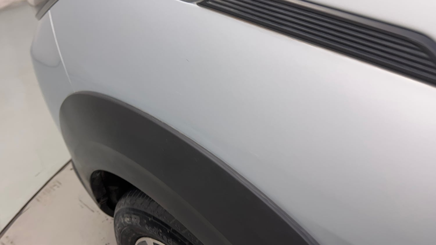 Used 2023 Maruti Suzuki XL6 Alpha MT Petrol Petrol Manual dents MINOR SCRATCH