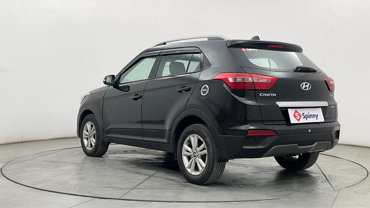 Used 2016 Hyundai Creta 1.6 SX Diesel Manual exterior LEFT REAR CORNER VIEW