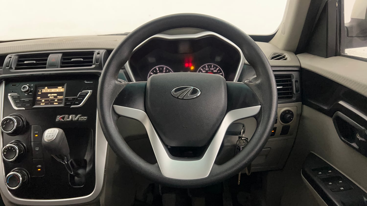 Used 2017 Mahindra KUV100 K6 D 6 STR Diesel Manual interior STEERING VIEW