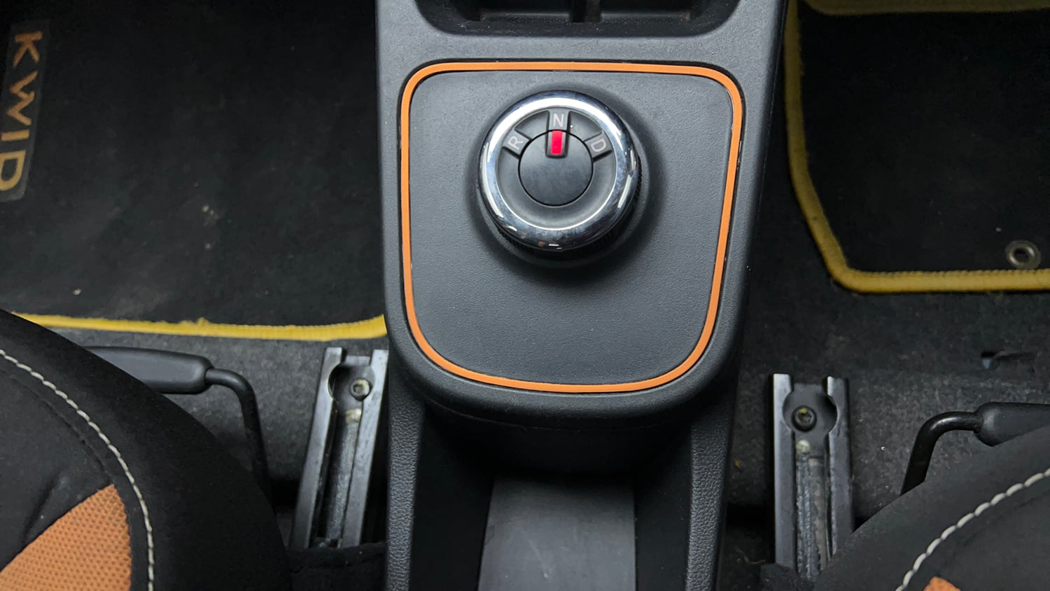 Used 2021 Renault Kwid CLIMBER 1.0 AMT Opt Petrol Automatic interior GEAR  KNOB VIEW