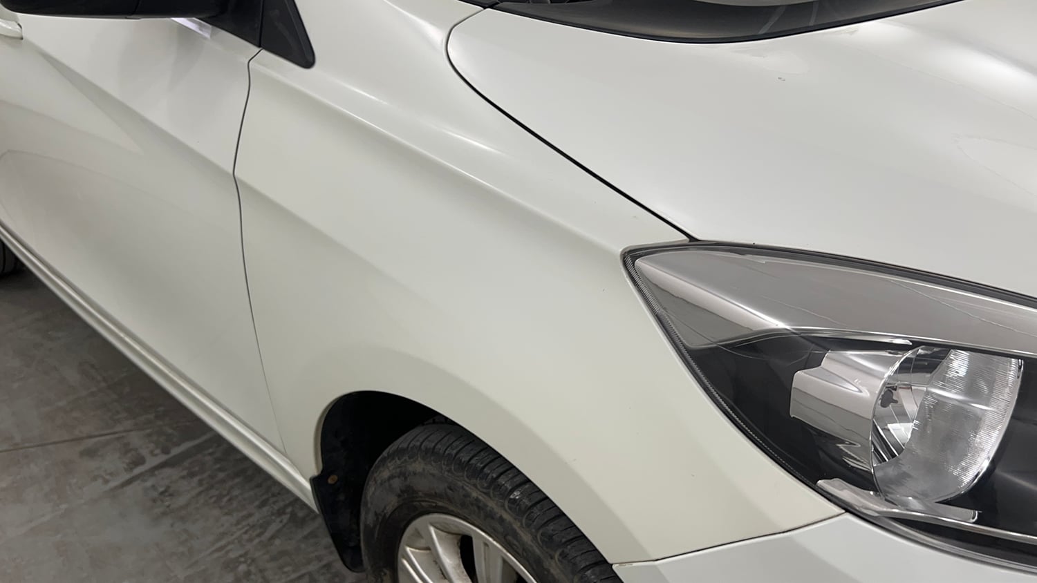 Used 2018 Tata Tiago Revotron XZ Petrol Manual dents MINOR DENT