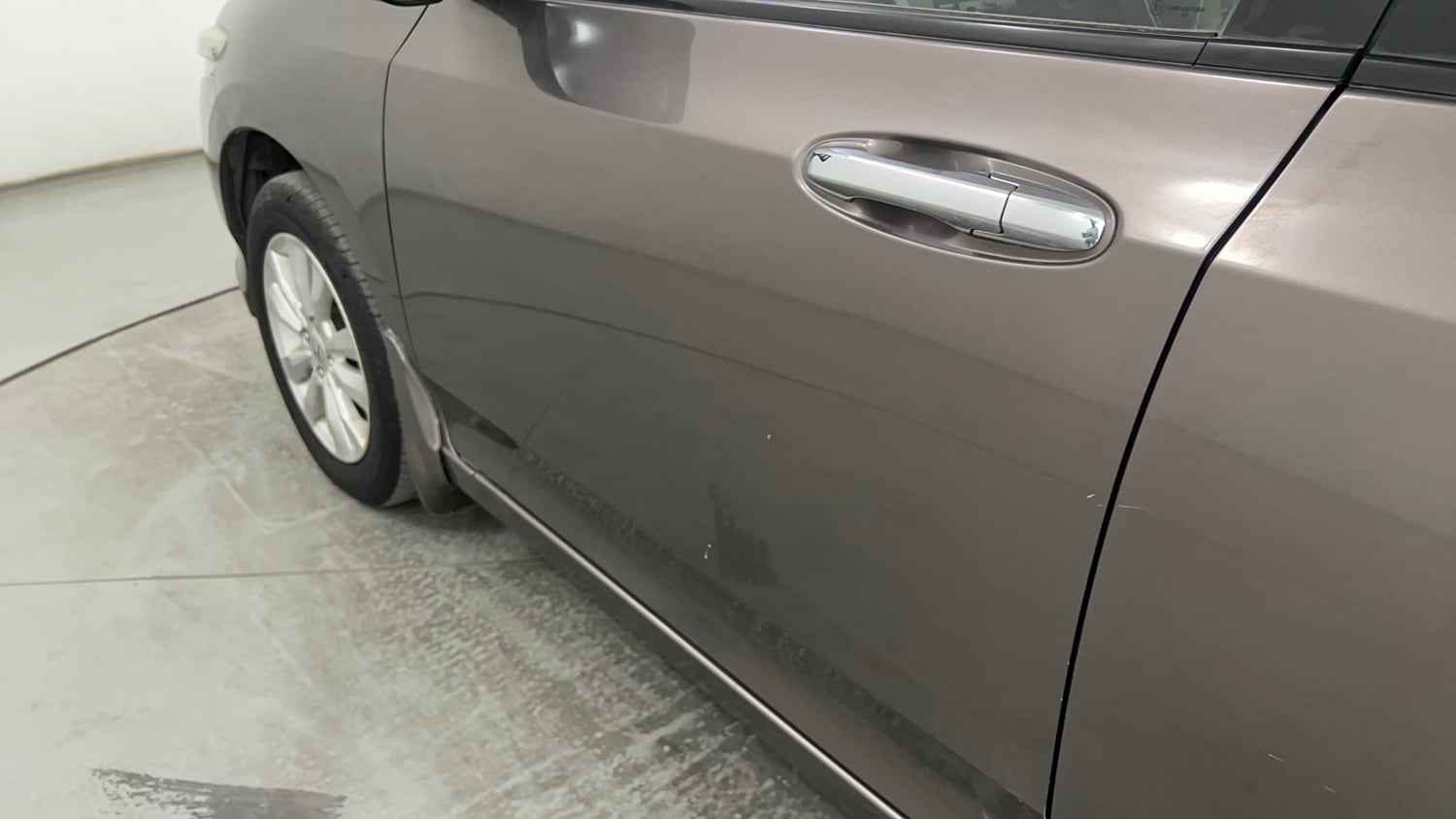 Used 2012 Honda City 1.5 V MT Petrol Manual dents MINOR SCRATCH
