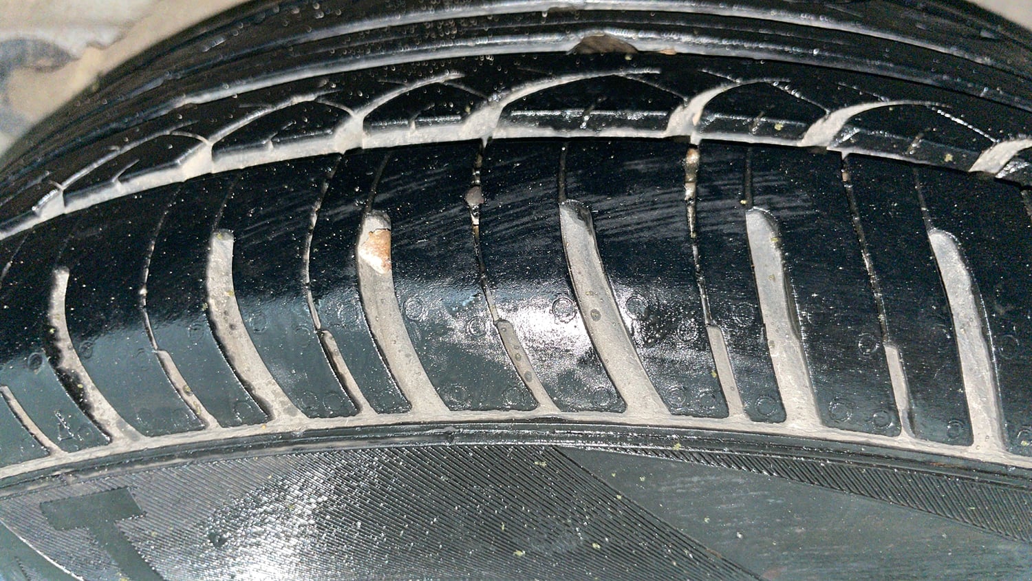 Used 2017 Honda Amaze 1.2 SX i-VTEC Petrol Manual tyres LEFT REAR TYRE TREAD VIEW