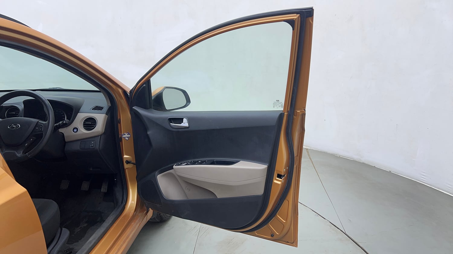 Used 2016 Hyundai Grand i10 Asta 1.2 Kappa VTVT Petrol Manual interior RIGHT FRONT DOOR OPEN VIEW