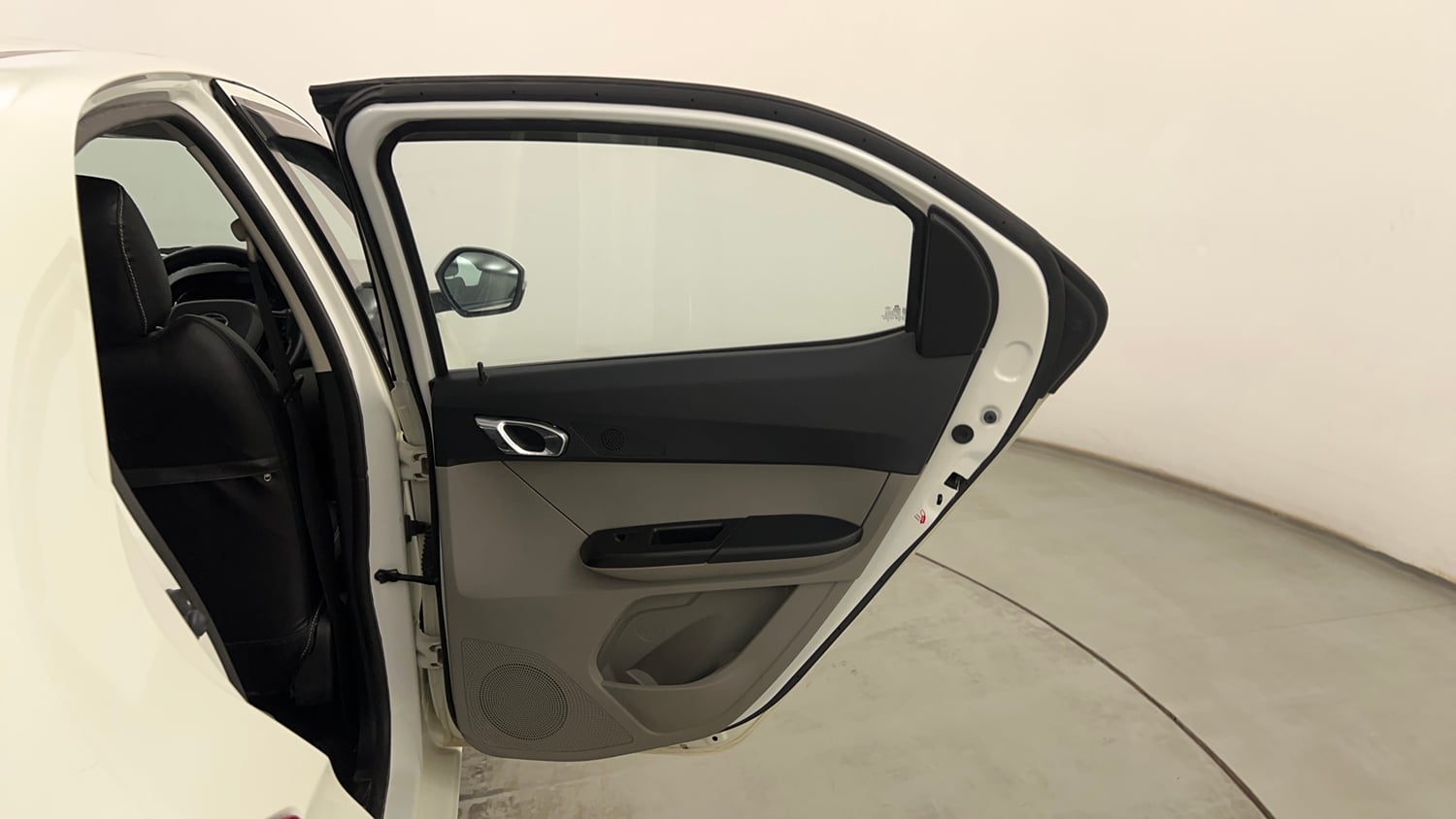 Used 2018 Tata Tiago Revotron XZ Petrol Manual interior RIGHT REAR DOOR OPEN VIEW